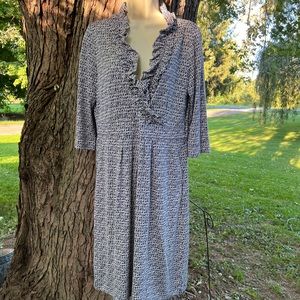 Lilly Pulitzer knee length dress ruffles and pockets Medium M